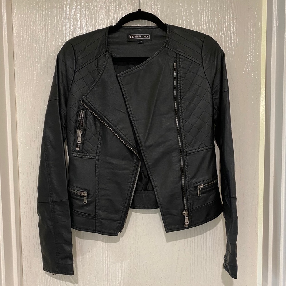 Members Only Leather Jacket (Black) - Size XS